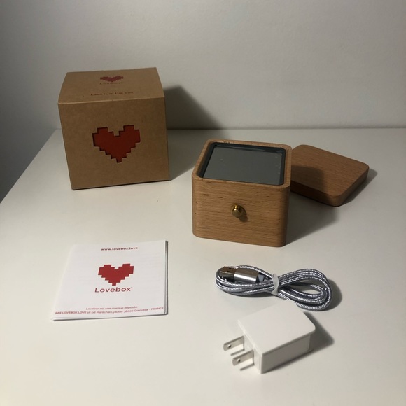 Lovebox Pixel Black & White Long Distance Love Note Messaging Device - Picture 12 of 12